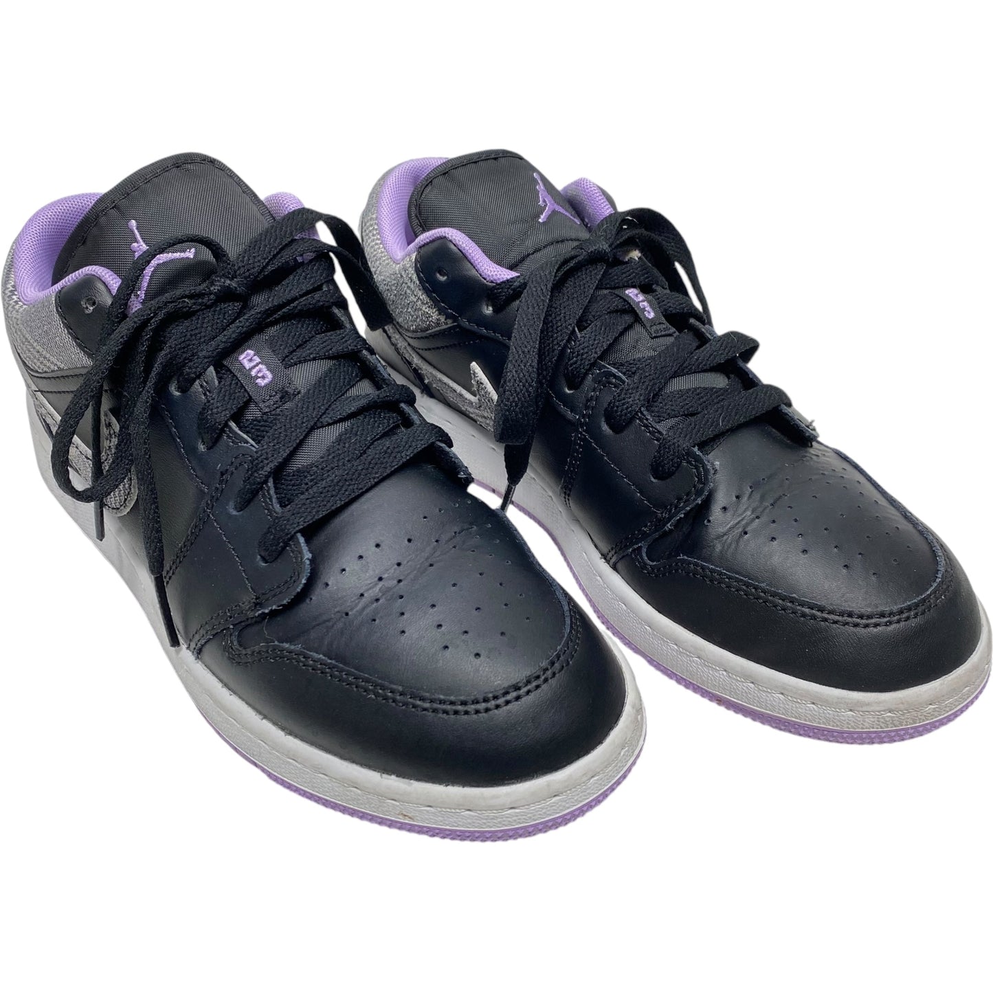 Shoes Sneakers By Nike In Black & Purple, Size: 7