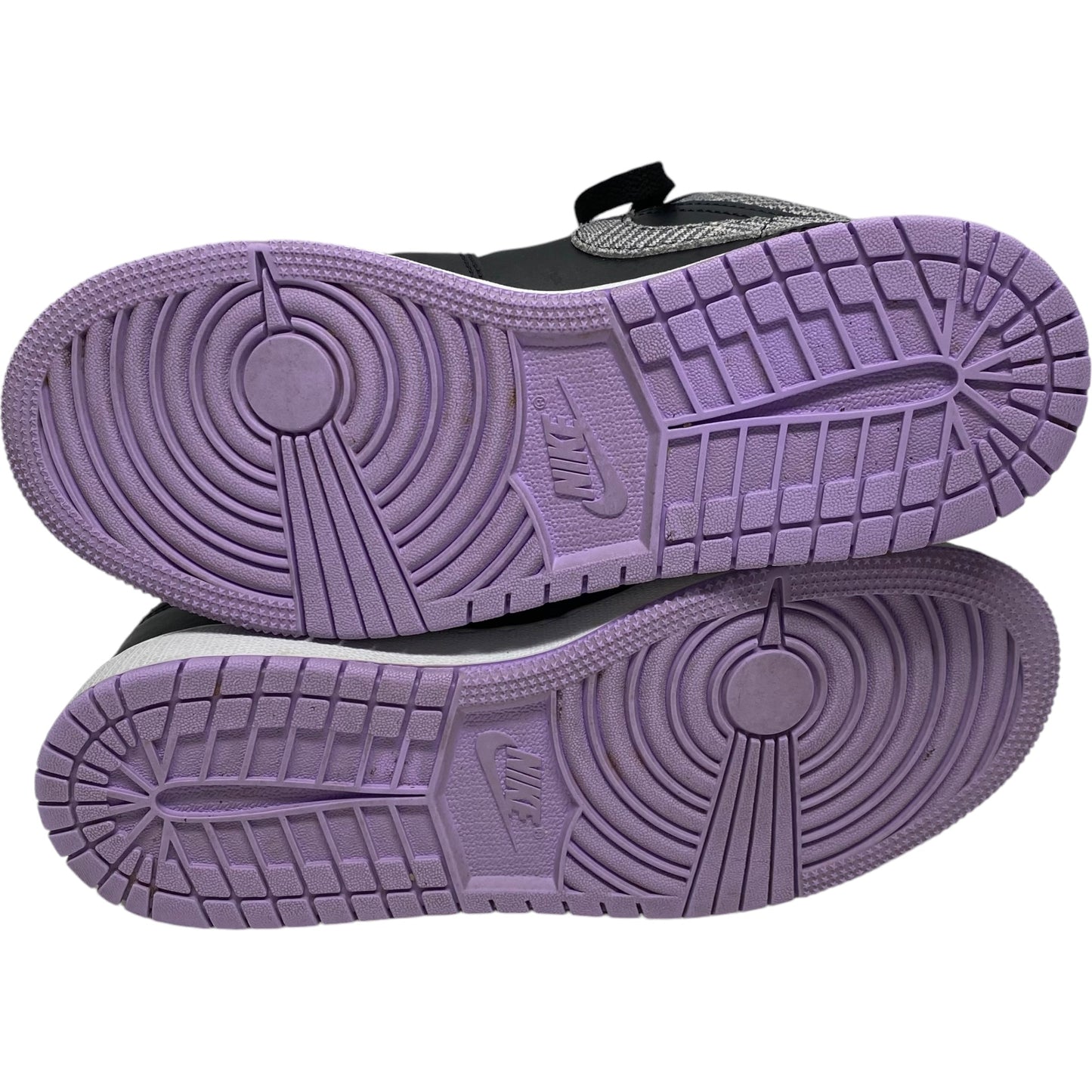 Shoes Sneakers By Nike In Black & Purple, Size: 7