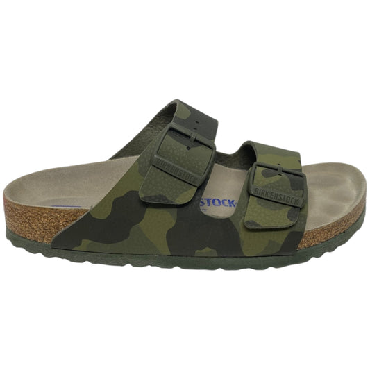 Sandals Flats By Birkenstock In Camouflage Print, Size: 7