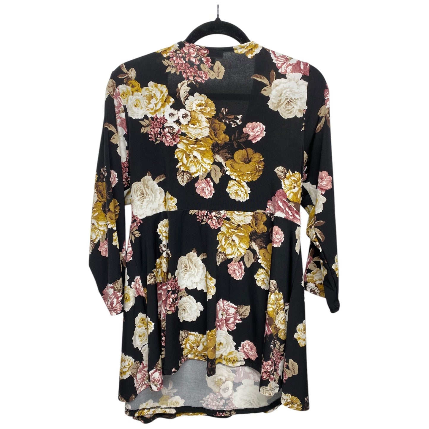 Top Long Sleeve By Torrid In Floral Print, Size: 1x