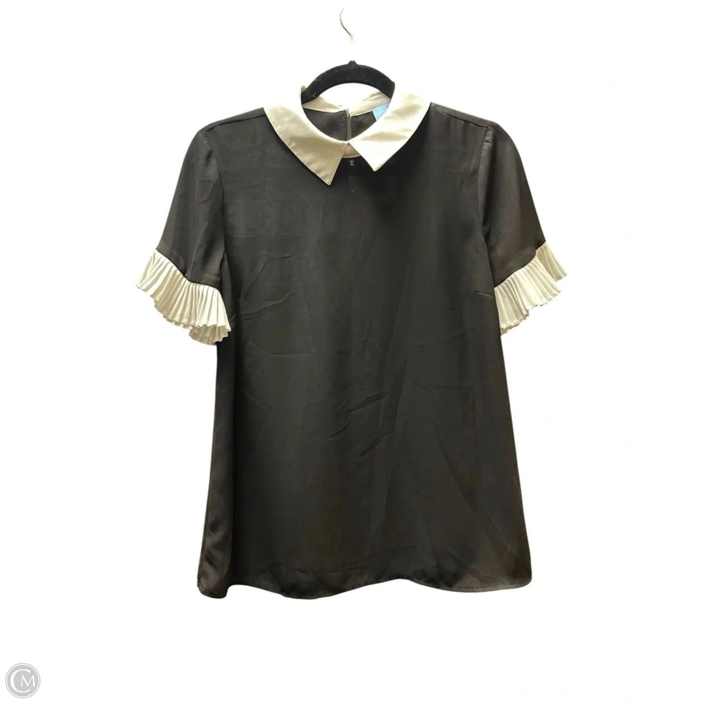Top Short Sleeve By Cece In Black & White, Size: S