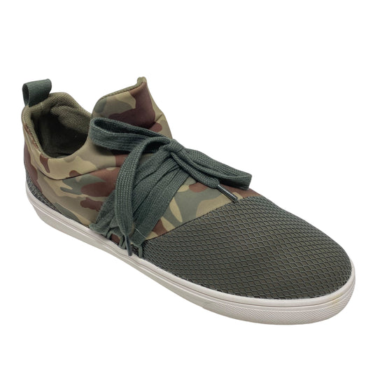 Shoes Sneakers By Steve Madden In Camouflage Print, Size: 9.5