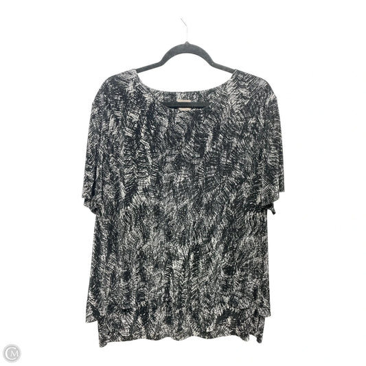 Top Short Sleeve By Chicos In Black & White, Size: Xl