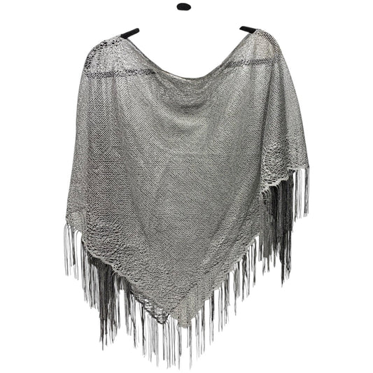 Poncho By Cejon In Silver, Size: Osfm