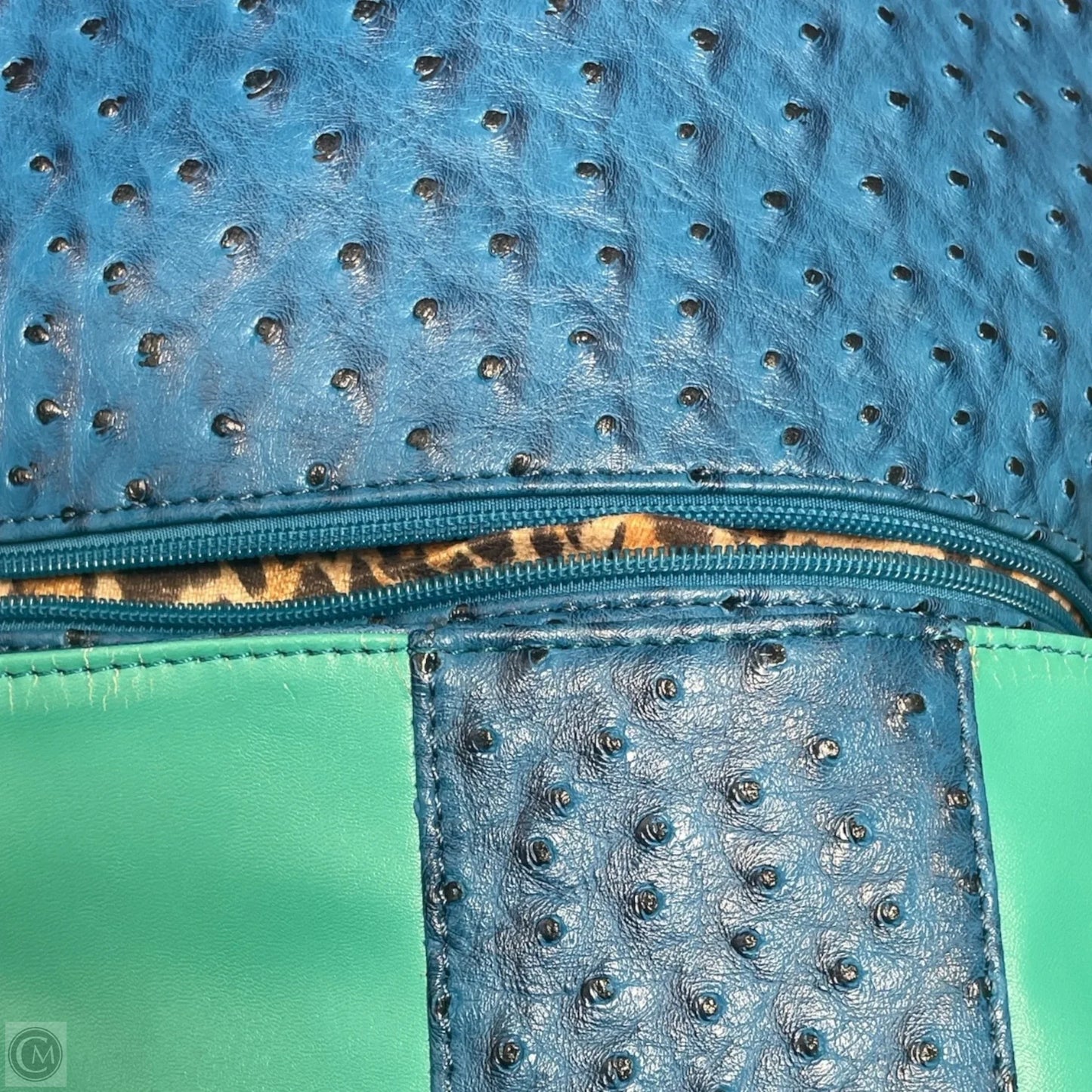 Crossbody By CRI DE COEUR - , Size: Medium