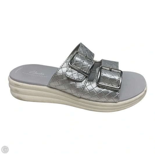 Sandals Flats By Clarks In Silver, Size: 8