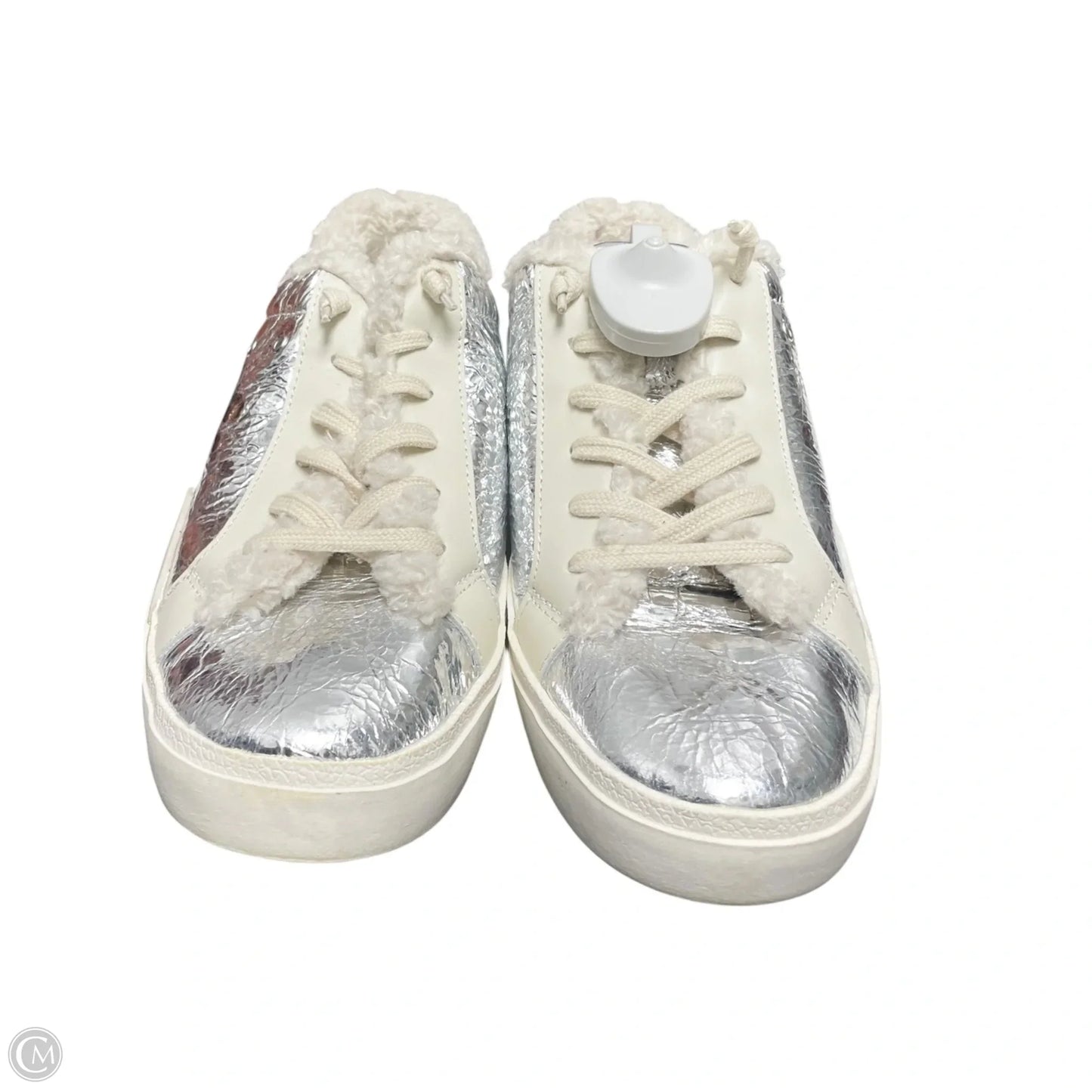 Shoes Flats By Dolce Vita In Silver, Size: 10.5
