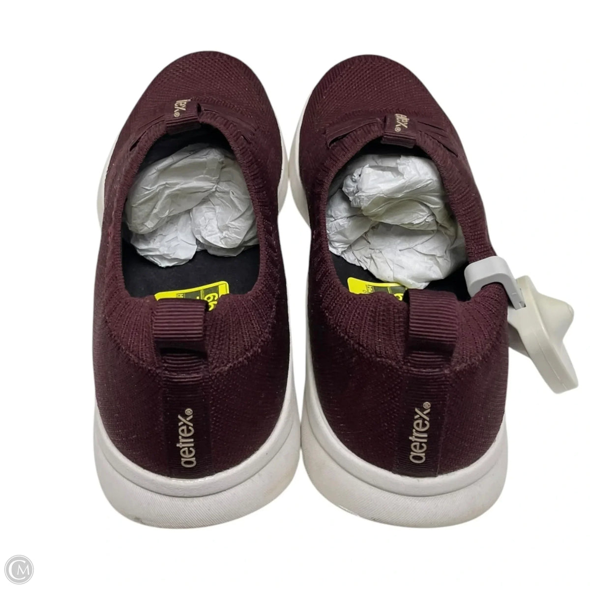 Shoes Flats By Aetrex In Maroon, Size: 7