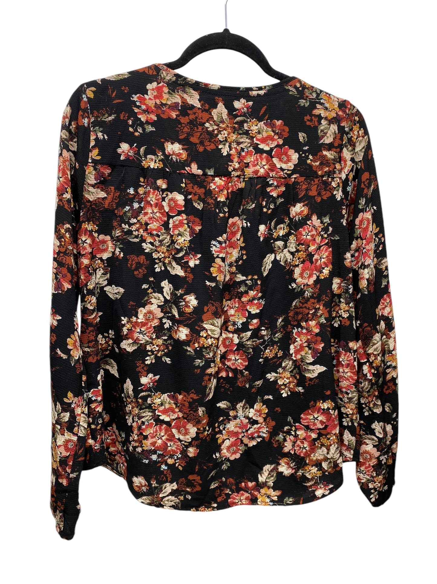 Top Long Sleeve By Knox Rose In Multi-colored, Size: M