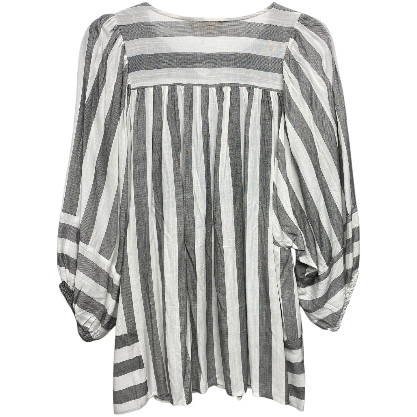 Top 3/4 Sleeve By Entro In Striped Pattern, Size: L