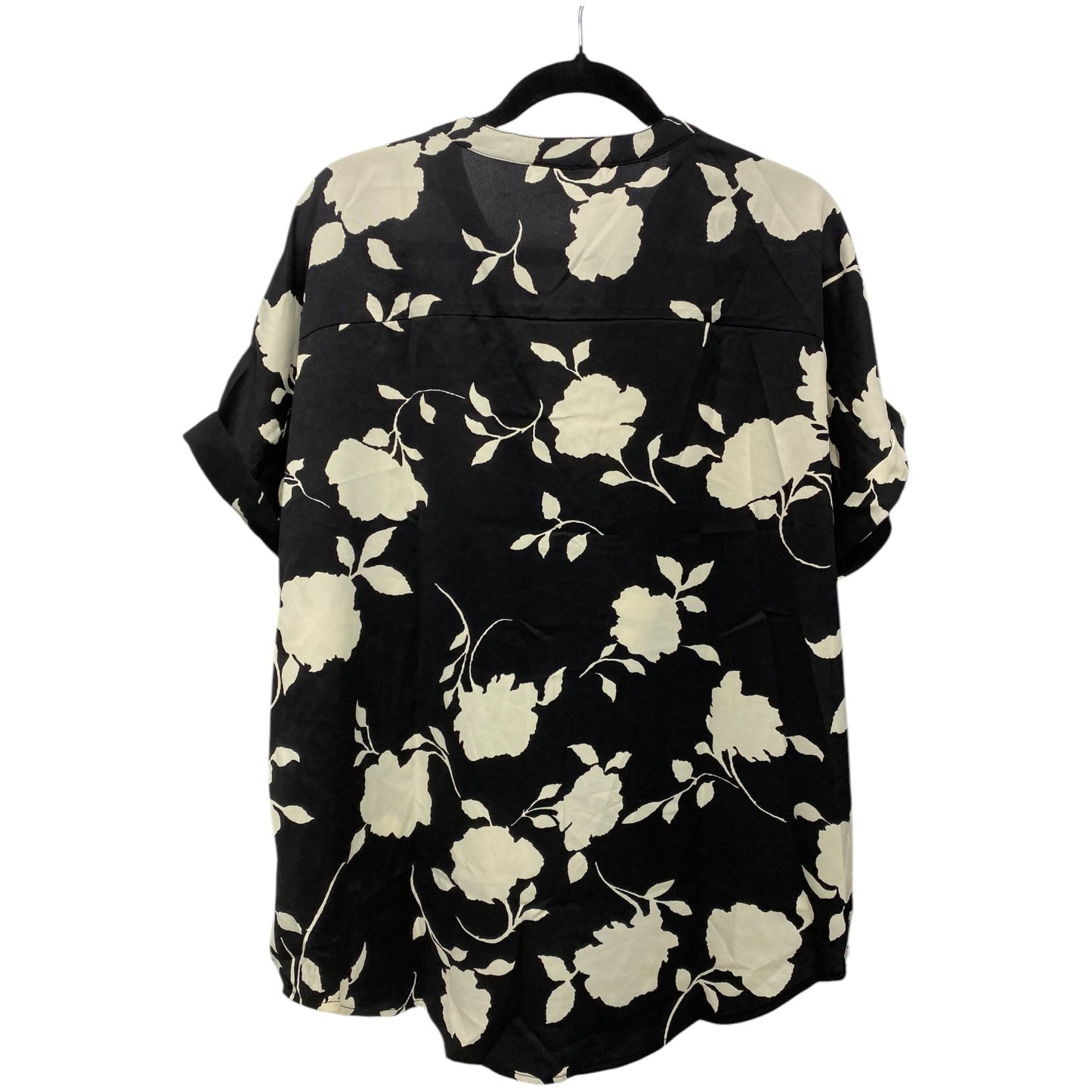 Top Short Sleeve By Clothes Mentor In Black & Cream, Size: Xl