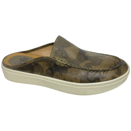 Shoes Flats By Sofft In Camouflage Print, Size: 7