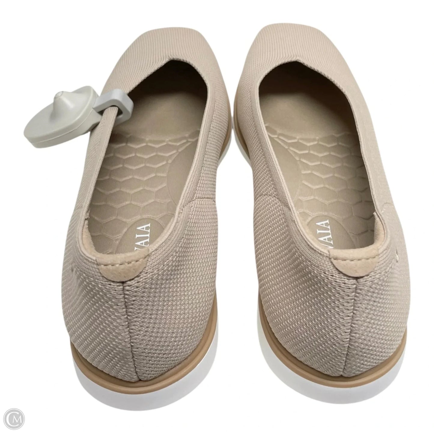 Shoes Flats By Vivaia In Tan & White, Size: 8