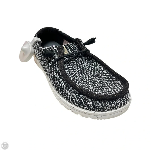 Shoes Flats By Hey Dude In Black & White, Size: 7