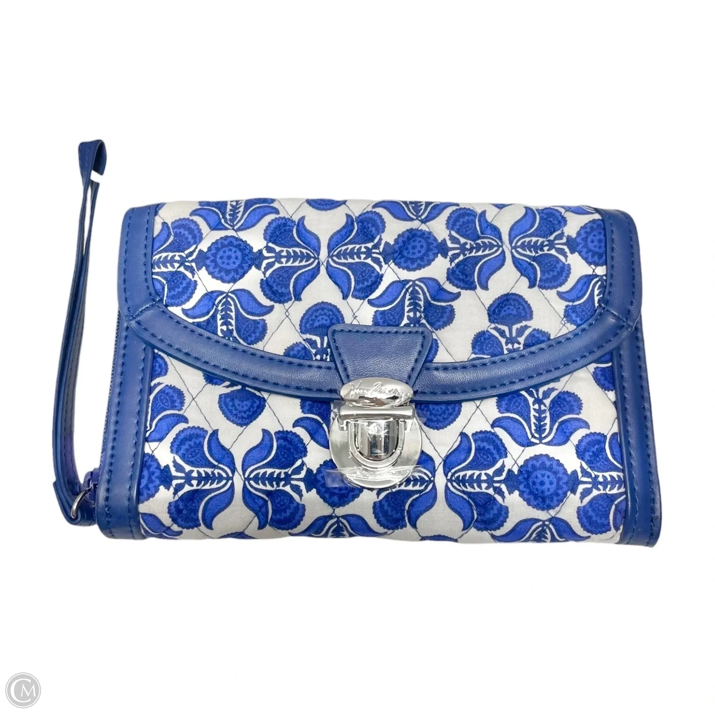 Wristlet By Vera Bradley, Size: Medium