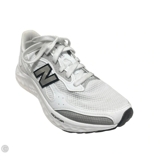 Shoes Athletic By New Balance In Grey & White, Size: 9