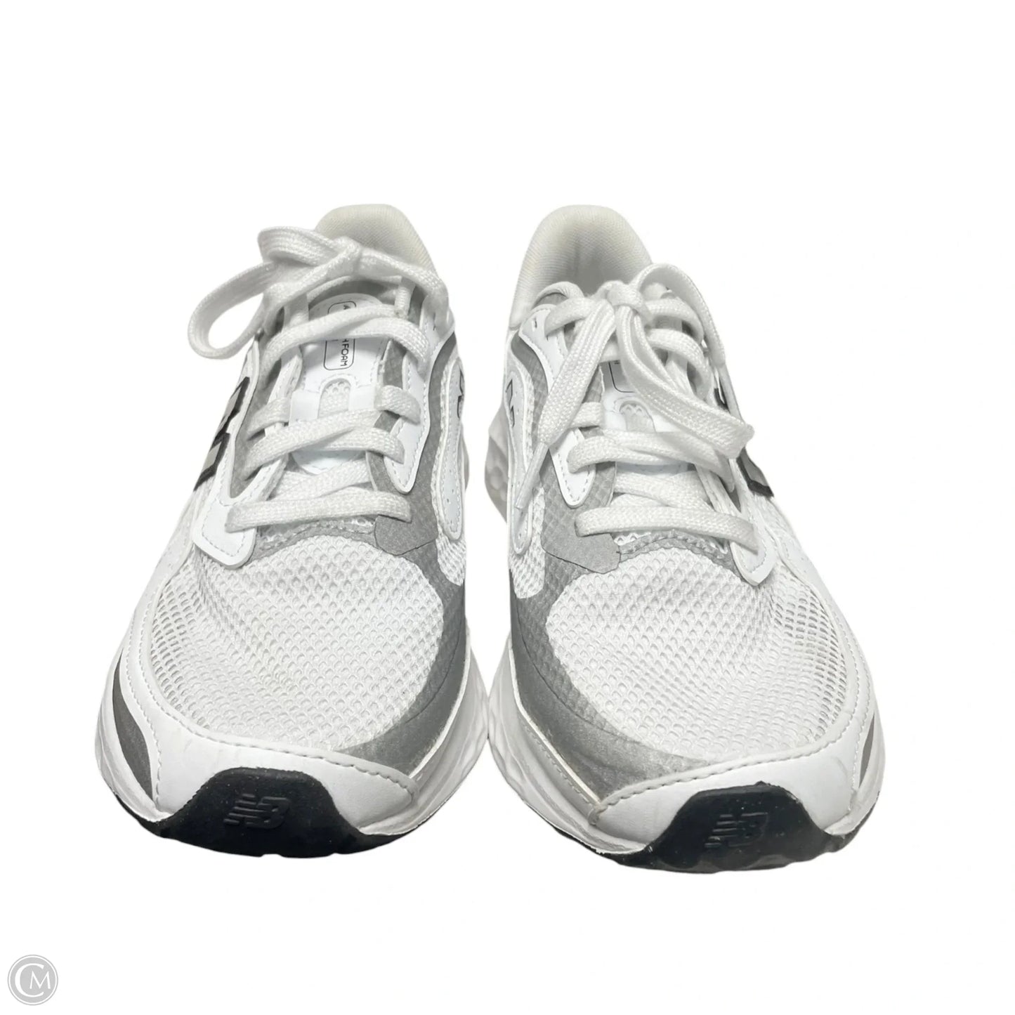 Shoes Athletic By New Balance In Grey & White, Size: 9