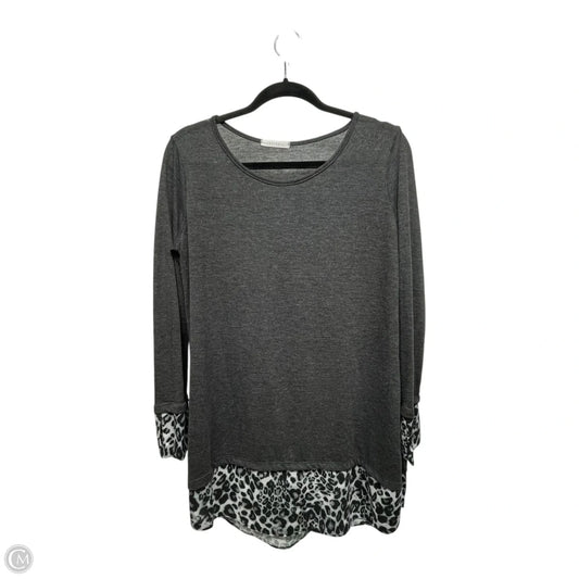 Top Long Sleeve By Reborn J In Animal Print, Size: M