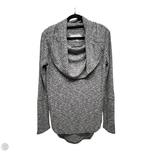 Sweater By Clothes Mentor In Grey, Size: L