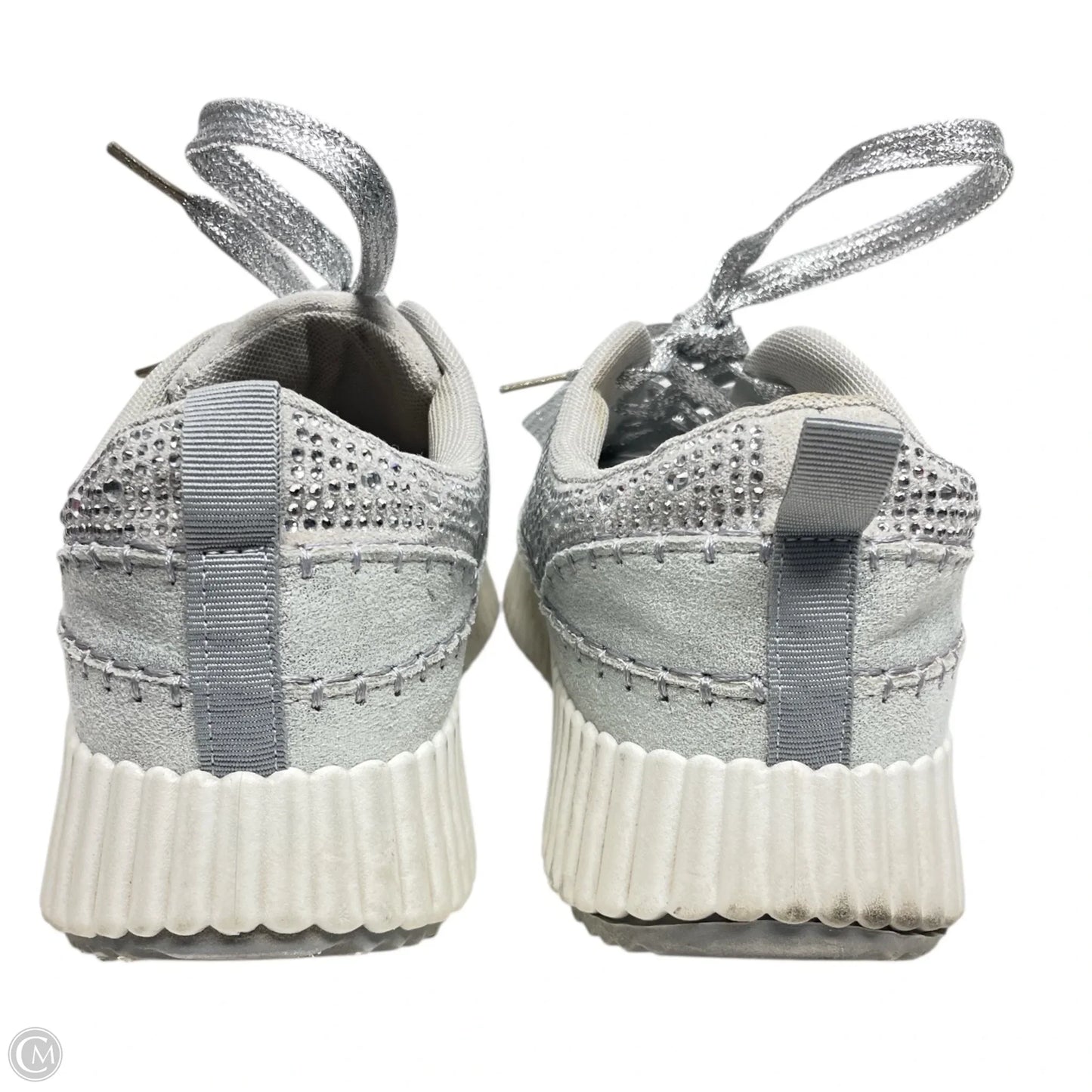 Shoes Sneakers By Bamboo In Grey & Silver, Size: 10