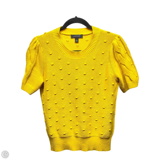 Sweater Short Sleeve By Ann Taylor In Yellow, Size: Xs