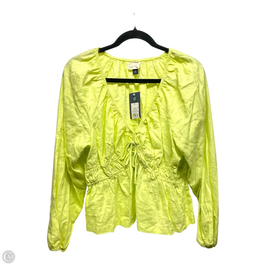 Top Long Sleeve By Universal Thread In Green, Size: M