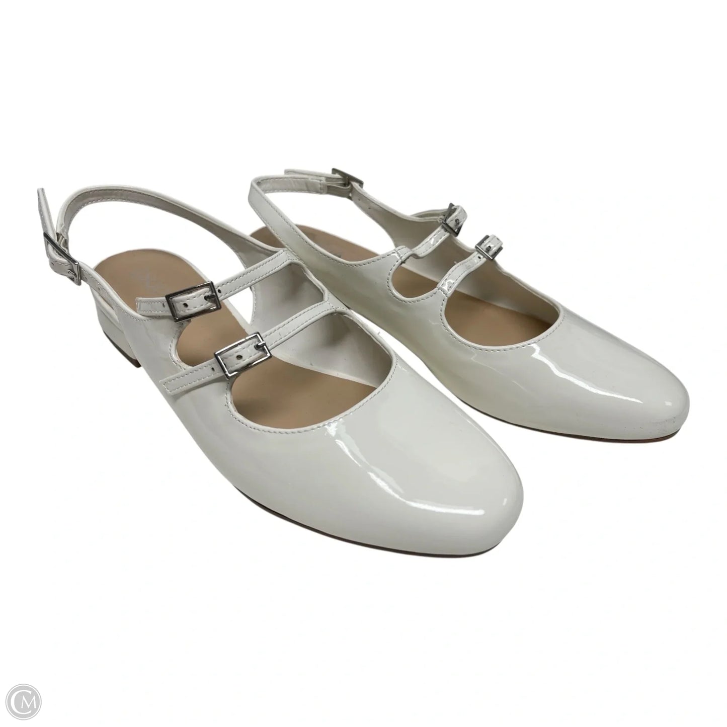 Shoes Flats By Soda In White, Size: 8