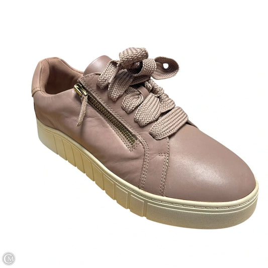 Shoes Sneakers By Rocket Dogs In Multi-colored, Size: 10