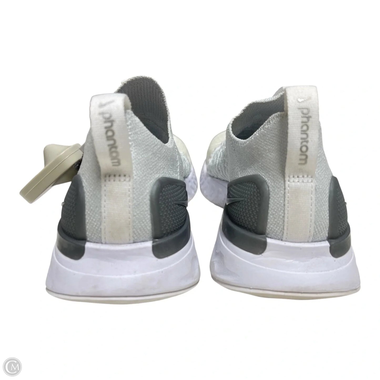 Shoes Athletic By Nike In Grey & White, Size: 8.5