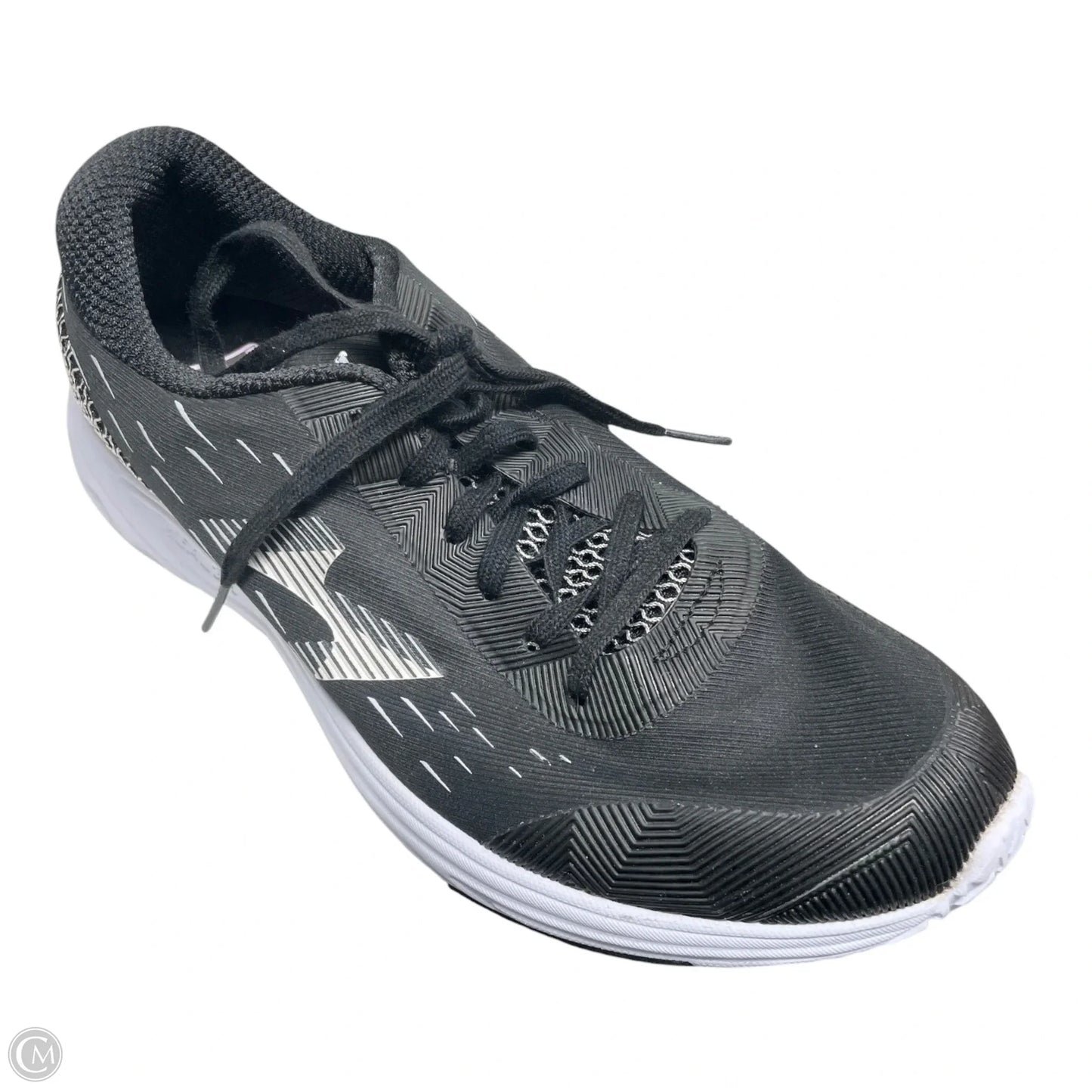 Shoes Sneakers By Clothes Mentor In Black & White, Size: 8.5