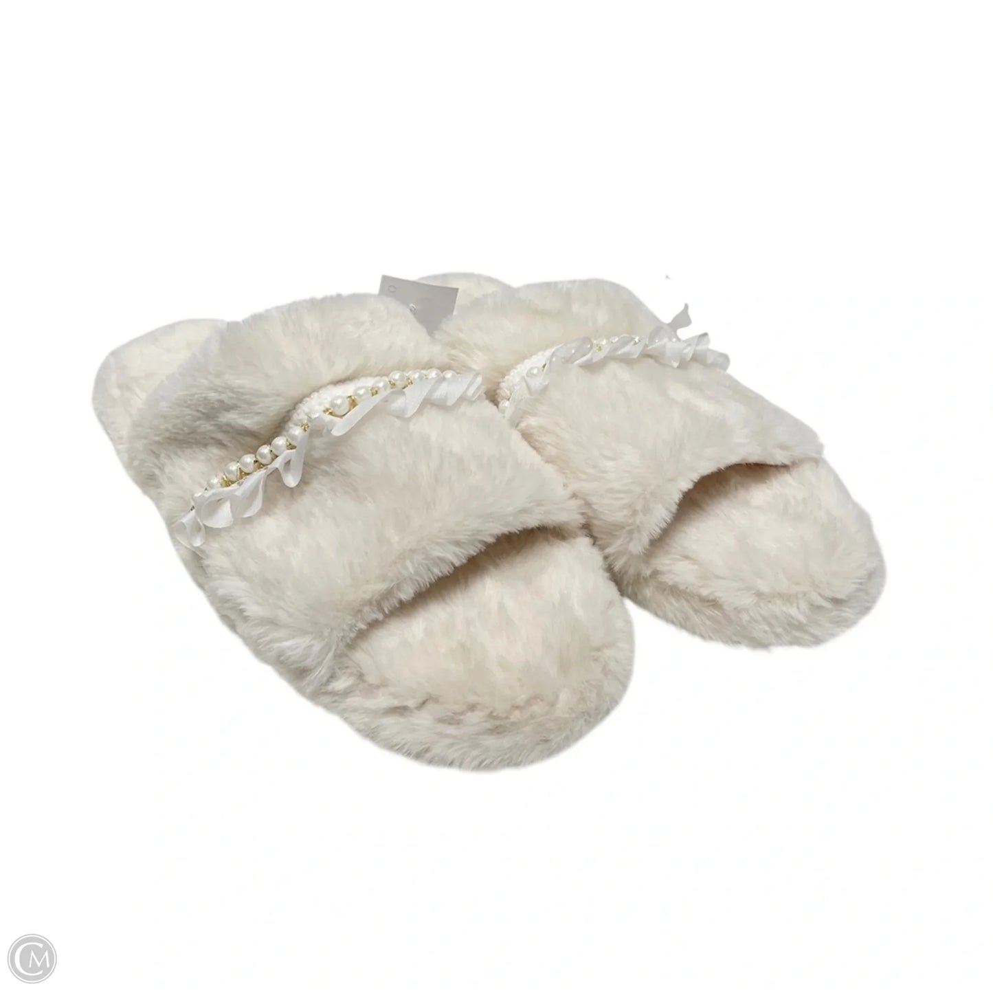 Slippers By Clothes Mentor In Cream & White, Size: 9.5