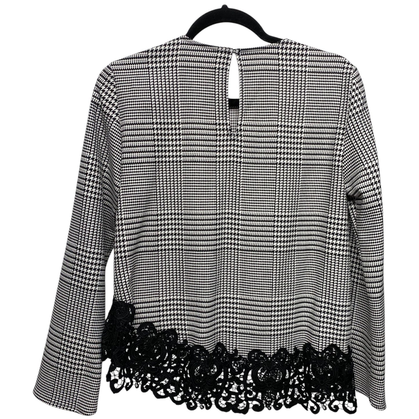 Top Long Sleeve By Zara Women In Black & White, Size: S