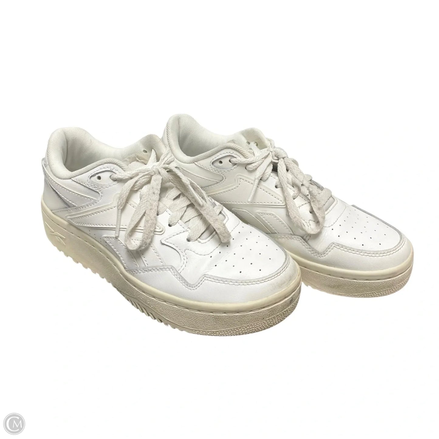 Shoes Sneakers By Reebok In White, Size: 6