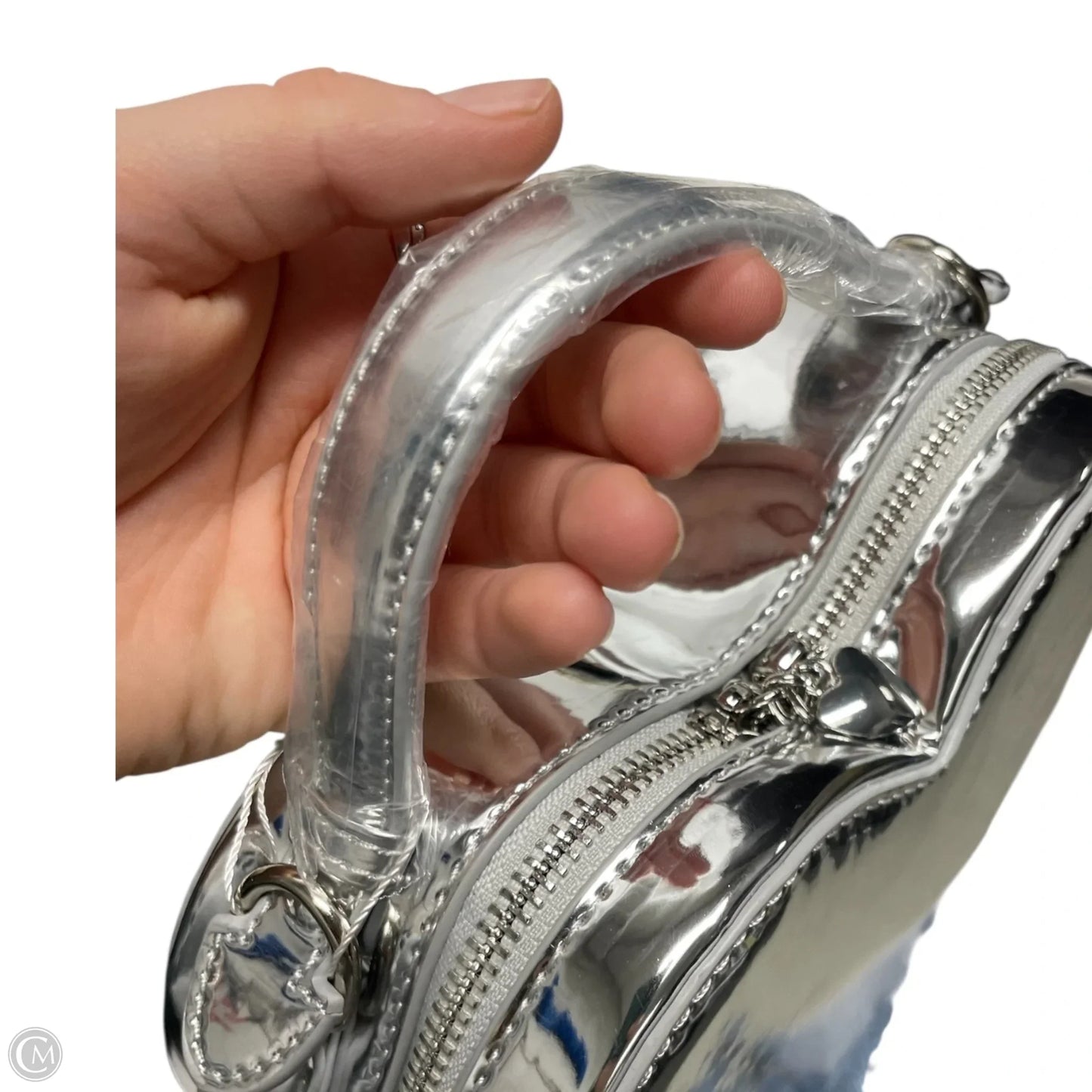 Crossbody By lola mae , Size: Small