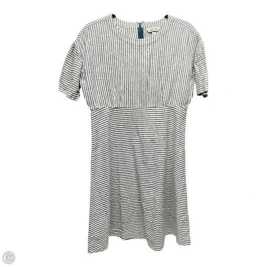 Dress Casual Short By Lands End In Blue & White, Size: 6