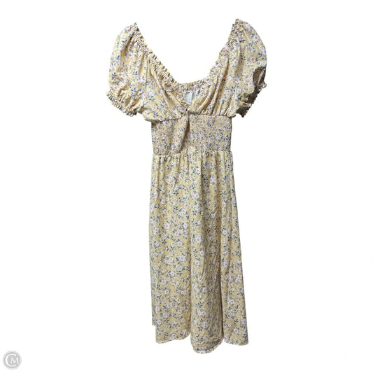Dress Casual Short By Clothes Mentor In Floral Print, Size: M