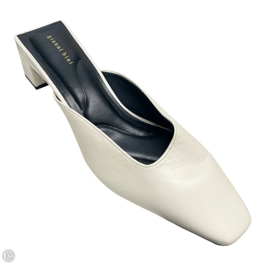 Shoes Heels Block By Gianni Bini In White, Size: 8.5