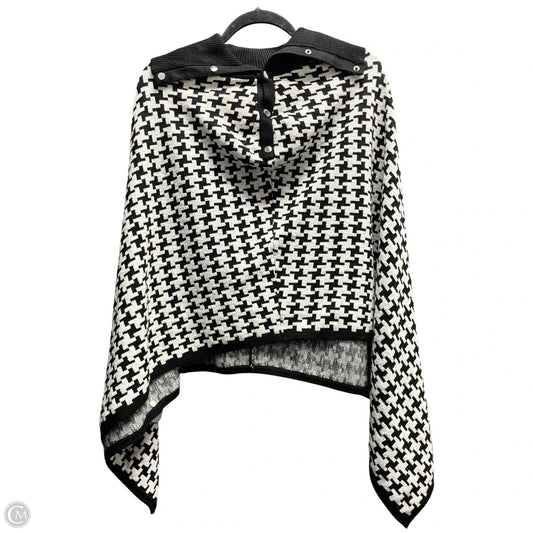 Poncho By Chicos In Black & White, Size: M