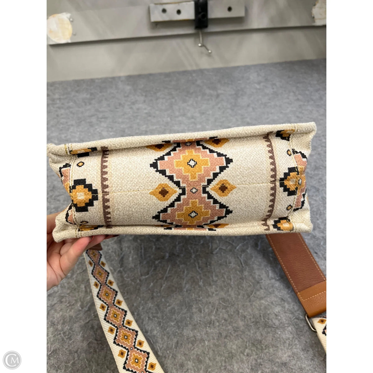Crossbody By Wrangler, Size: Medium