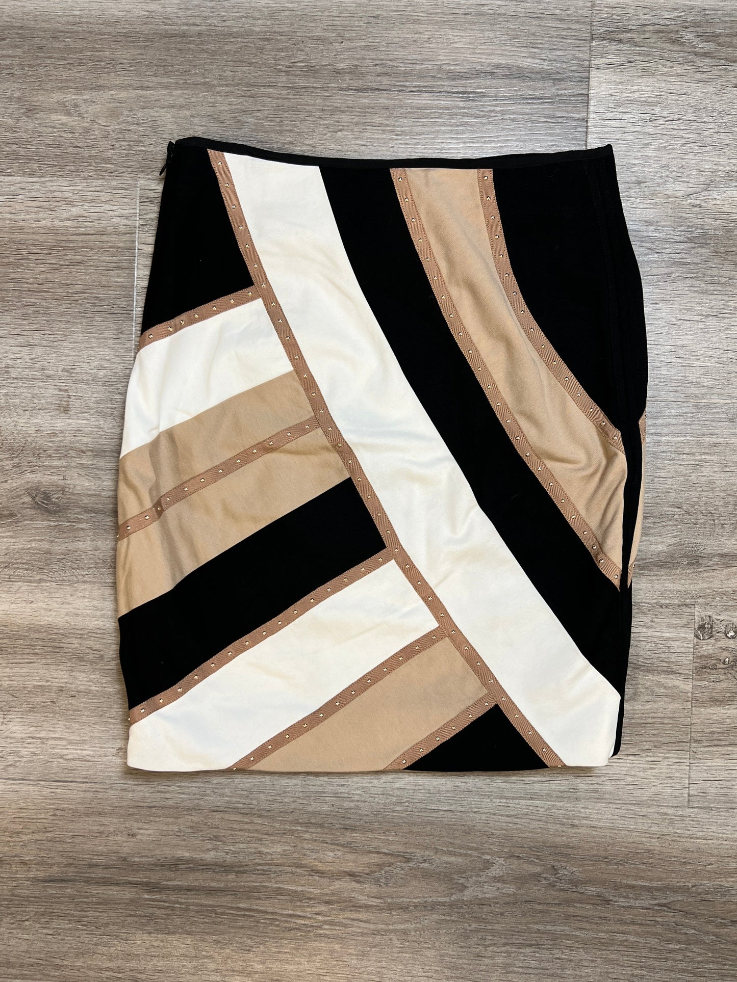 Skirt Midi By White House Black Market  Size: S