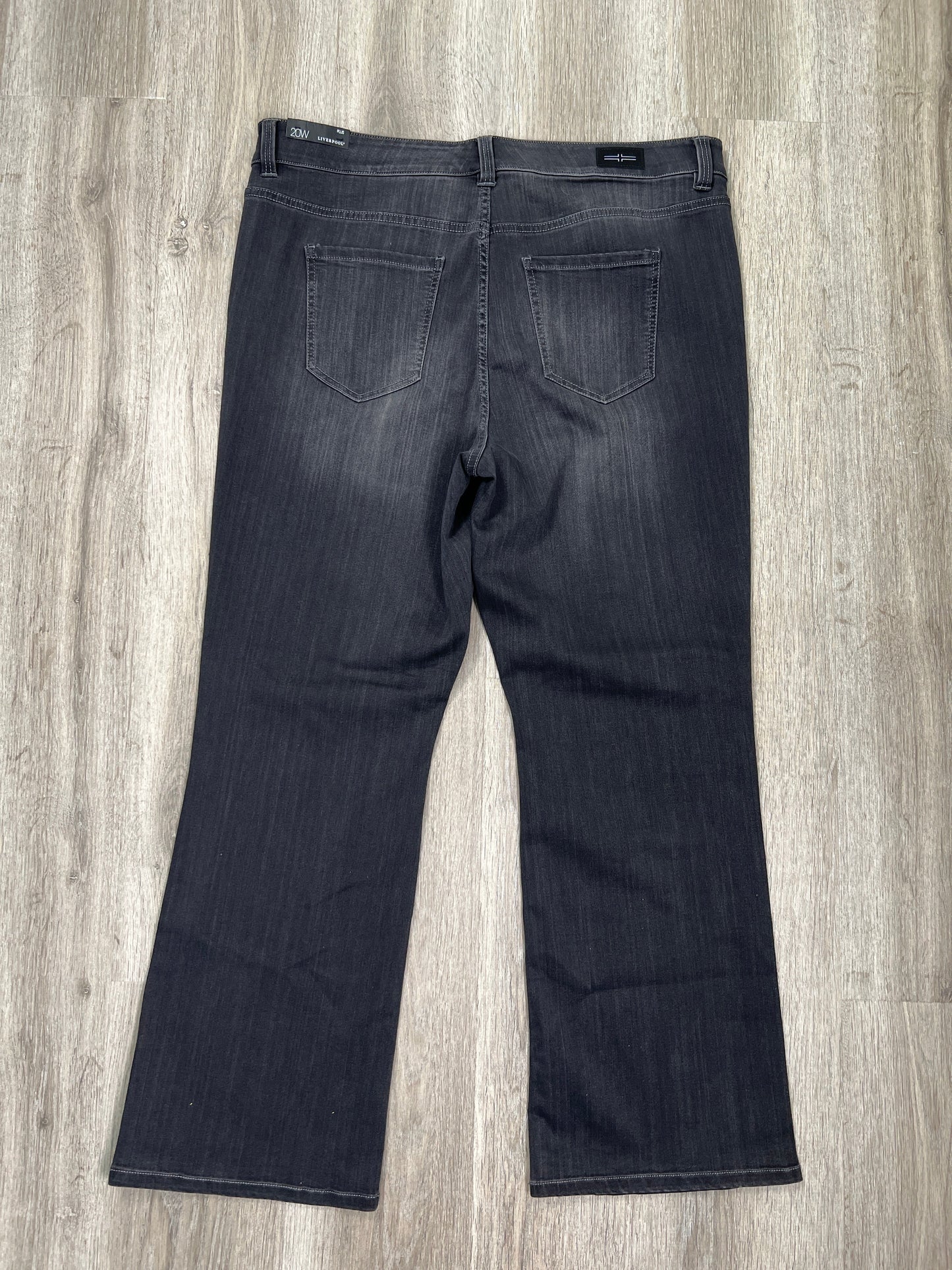 Jeans Boot Cut By Liverpool  Size: 20