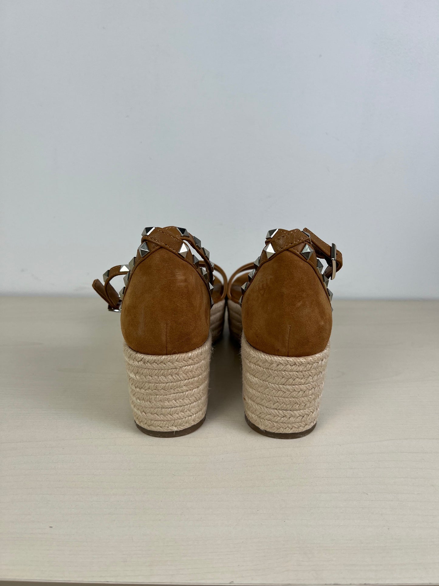 Tan Sandals Heels Platform Marc Fisher, Size 7