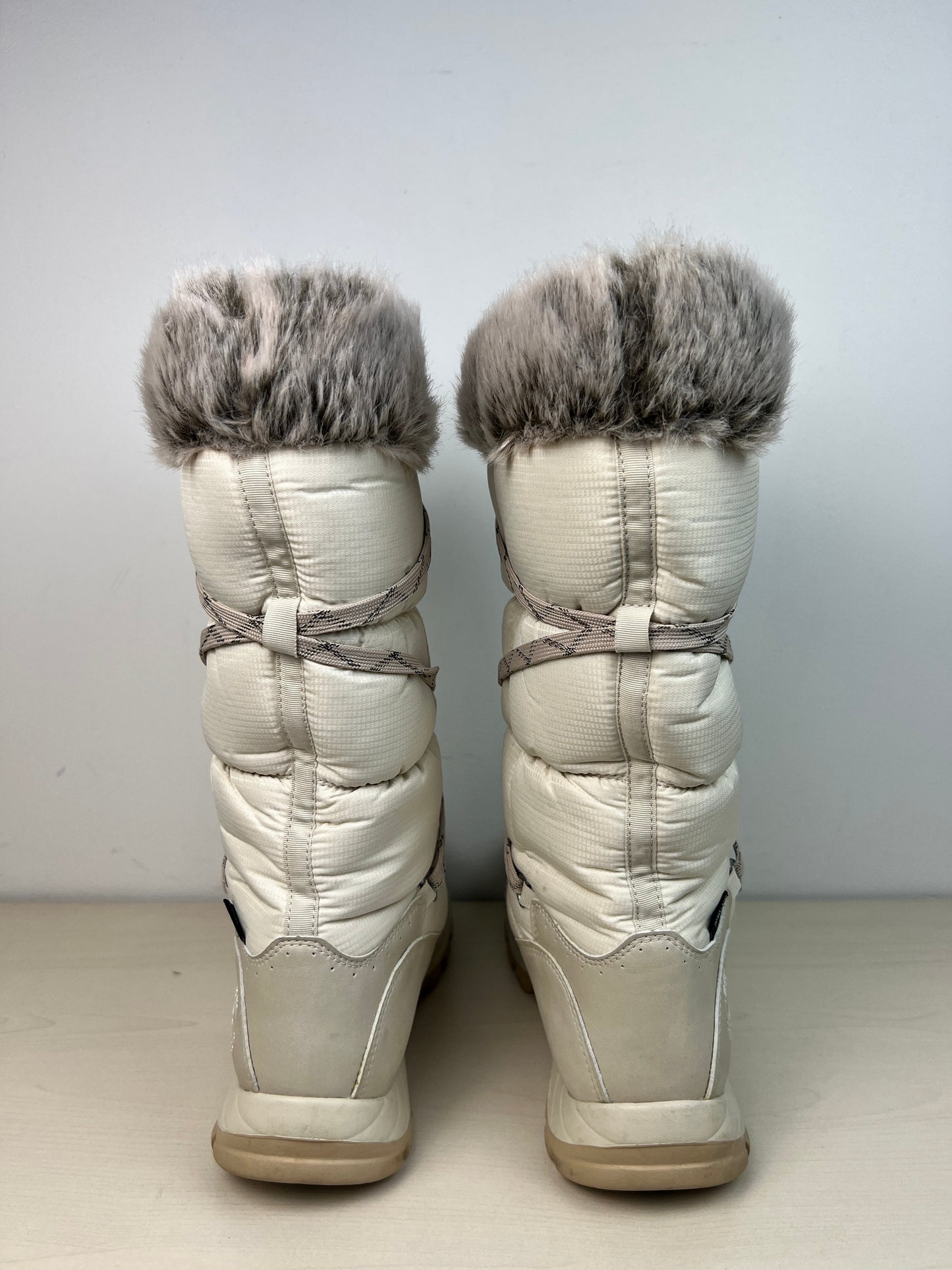 Boots Snow By Timberland In Cream, Size: 8.5