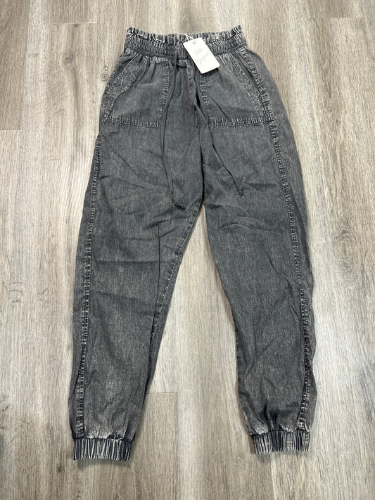 Pants Joggers By Elan In Grey, Size: S