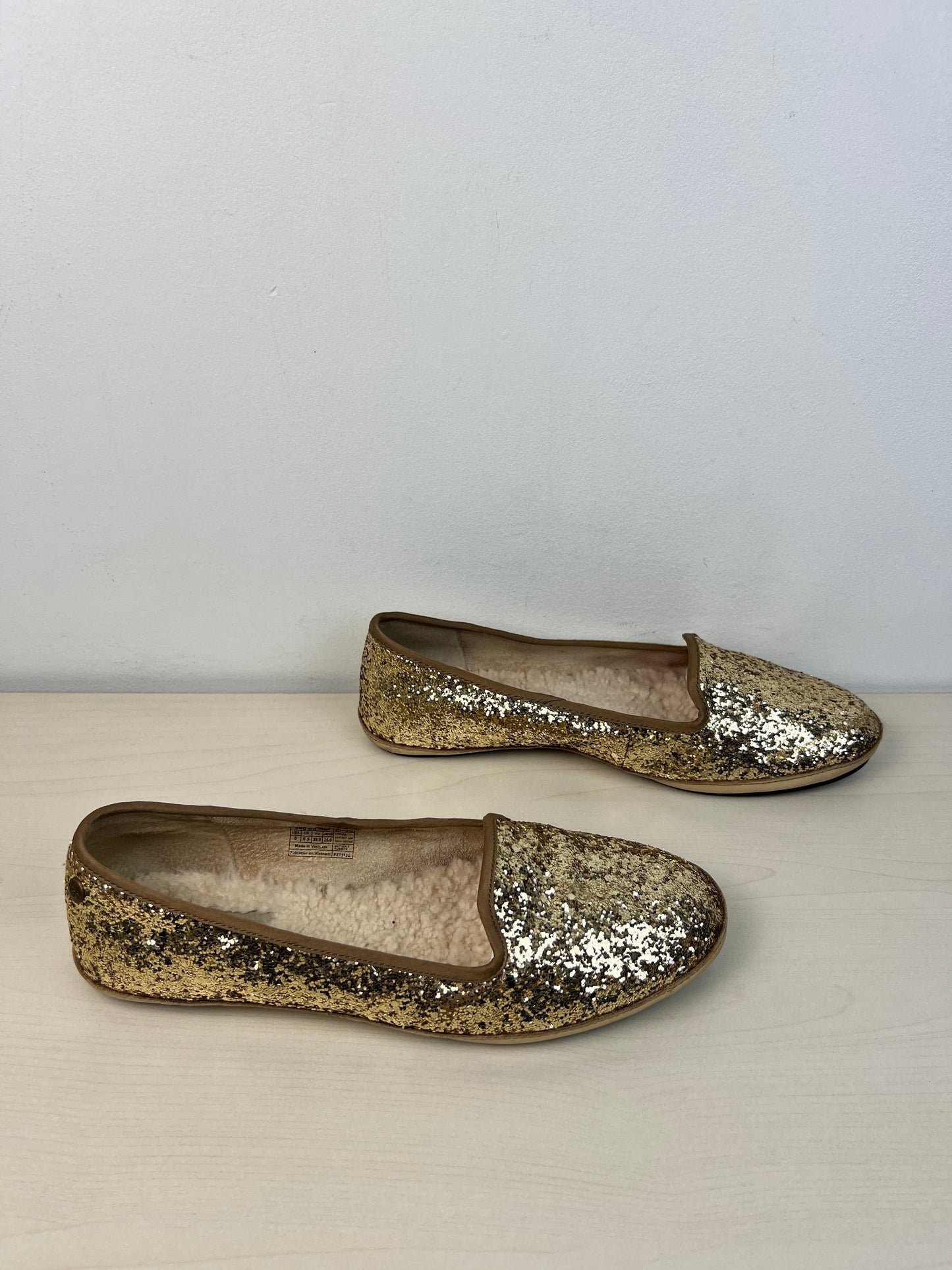 Shoes Flats By Ugg In Gold, Size: 8