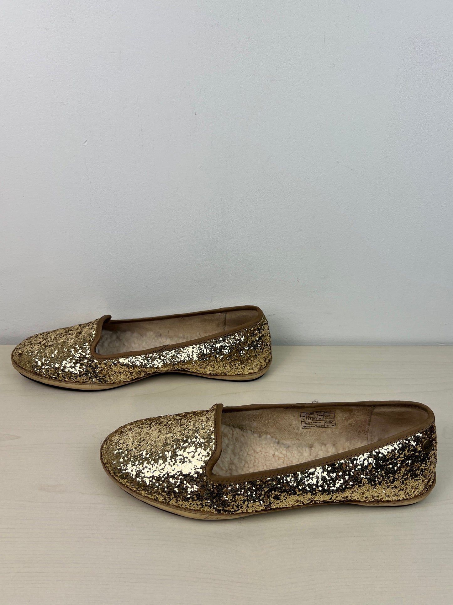 Shoes Flats By Ugg In Gold, Size: 8