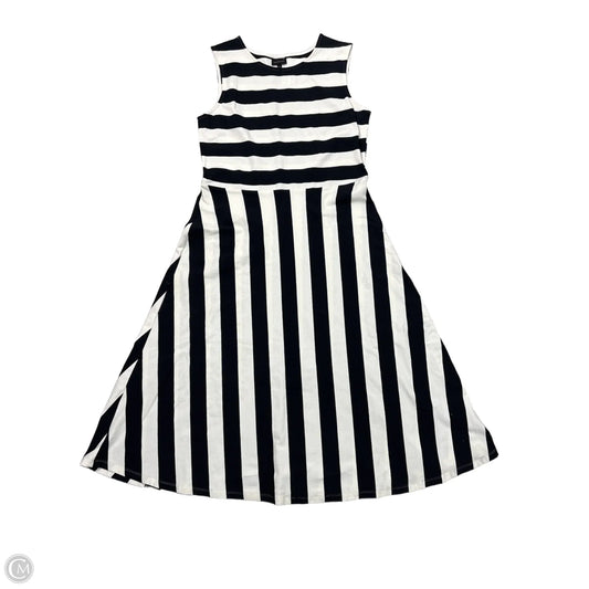 Dress Casual Midi By Who What Wear In Black & White, Size: M