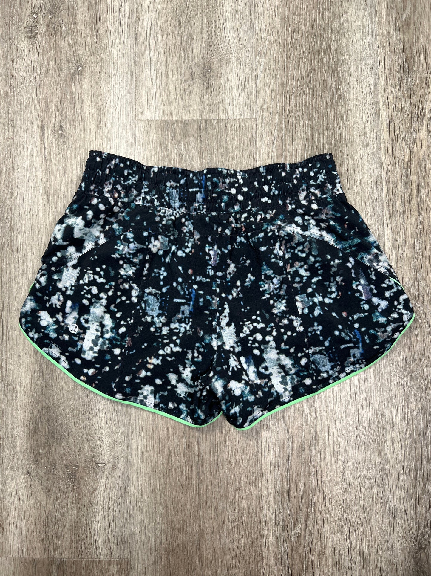Black & Green Athletic Shorts Lululemon, Size S