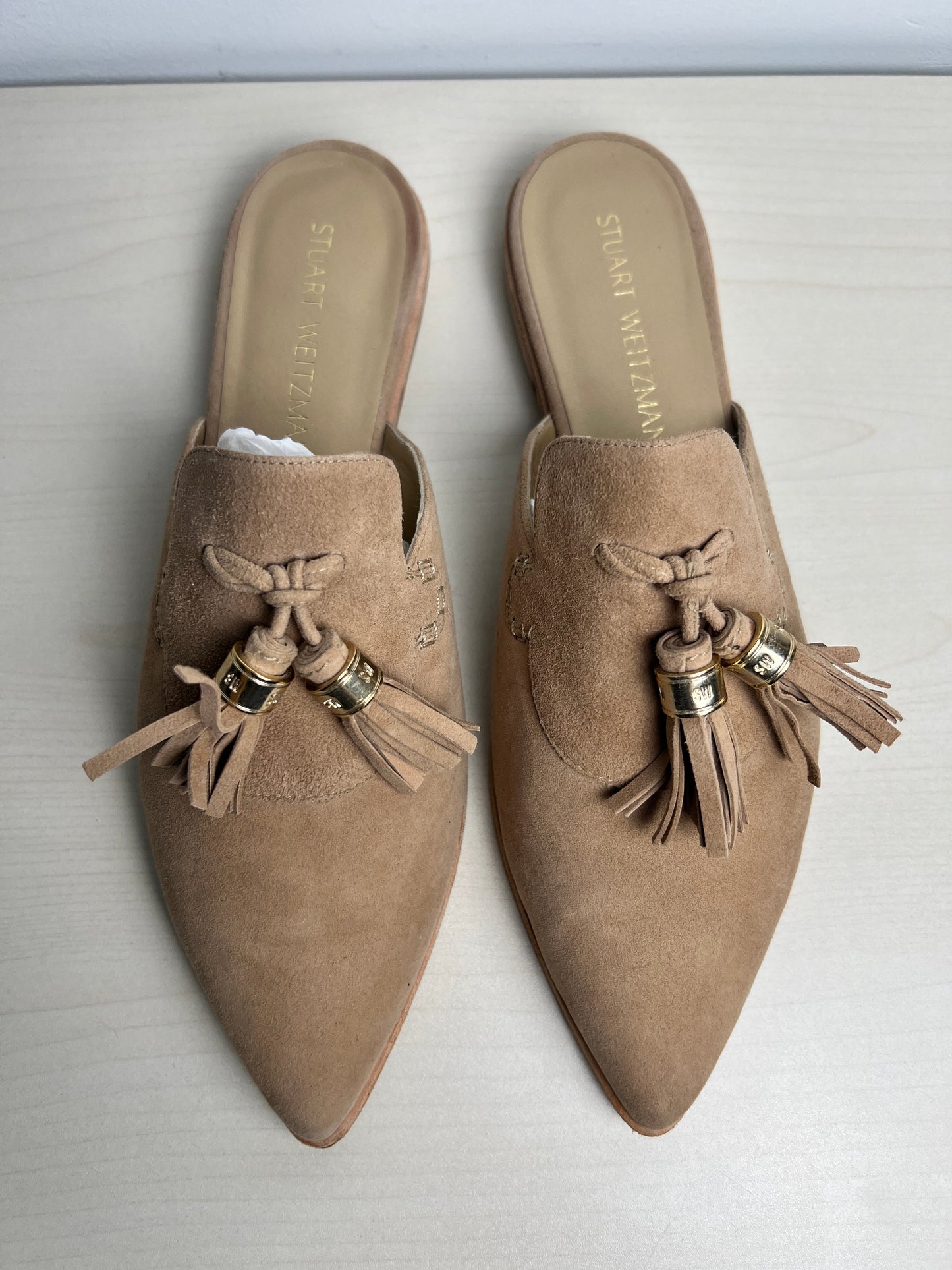 Shoes Flats By Stuart Weitzman In Beige, Size: 9.5