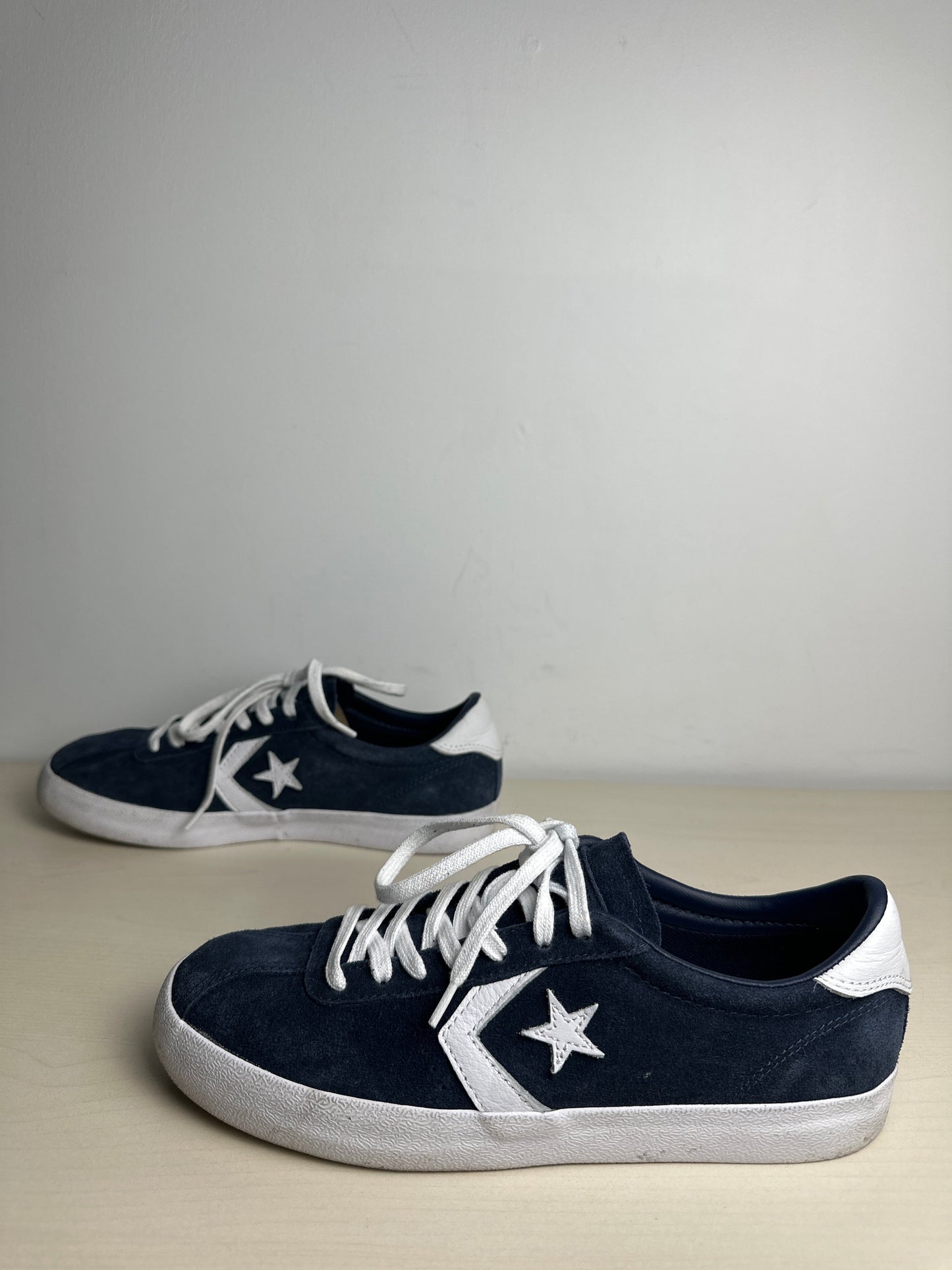 Shoes Sneakers By Converse In Blue, Size: 9